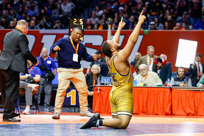 Illinois wrestling championships February 17 2024 Nate Latsch 25953